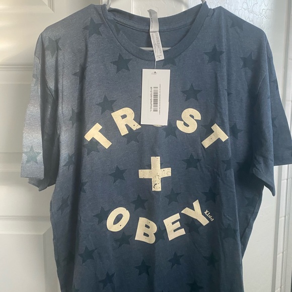 Graphic top - Picture 4 of 5